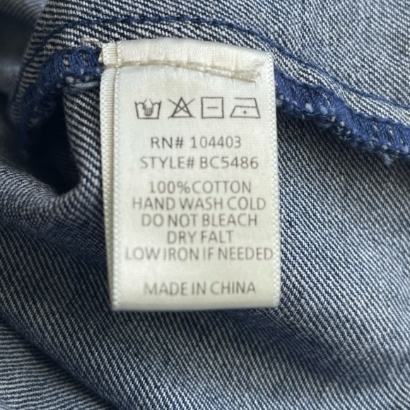 J.O.A Off The Shoulder Denim Mini Dress Size M Raw Neck Trim Blue Exposed Zip - Picture 13 of 14